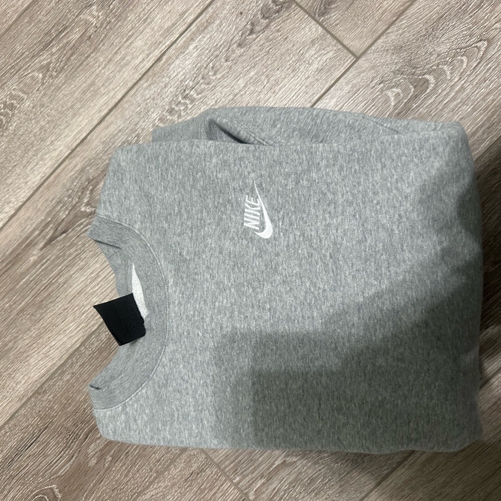 Nike Heather Gray Crewneck